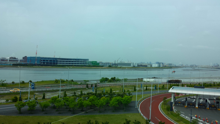 曇り時々雨
