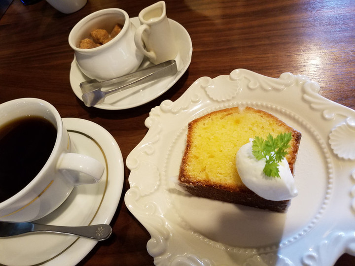 休日
