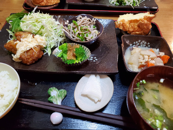 お袋の味ランチ