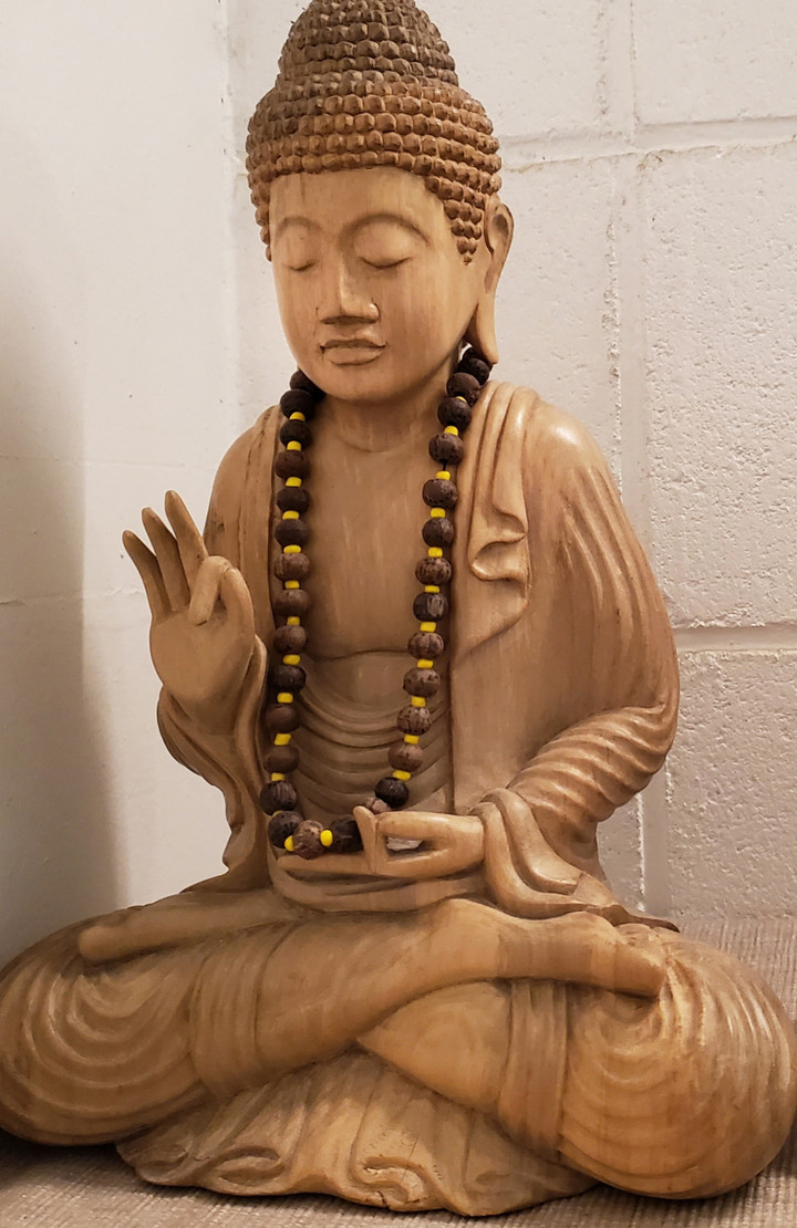 ムーンディ　座禅