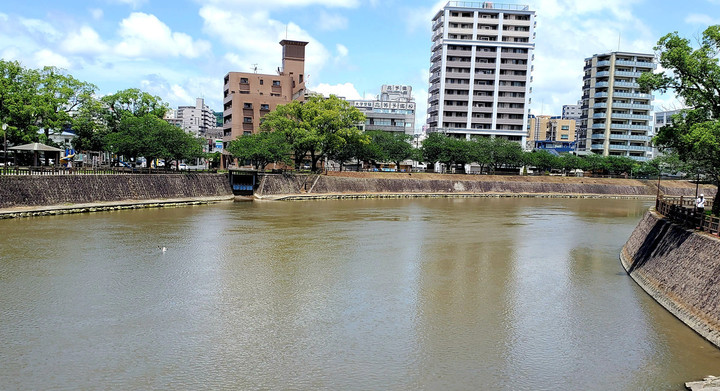 大雨の夜が明けると