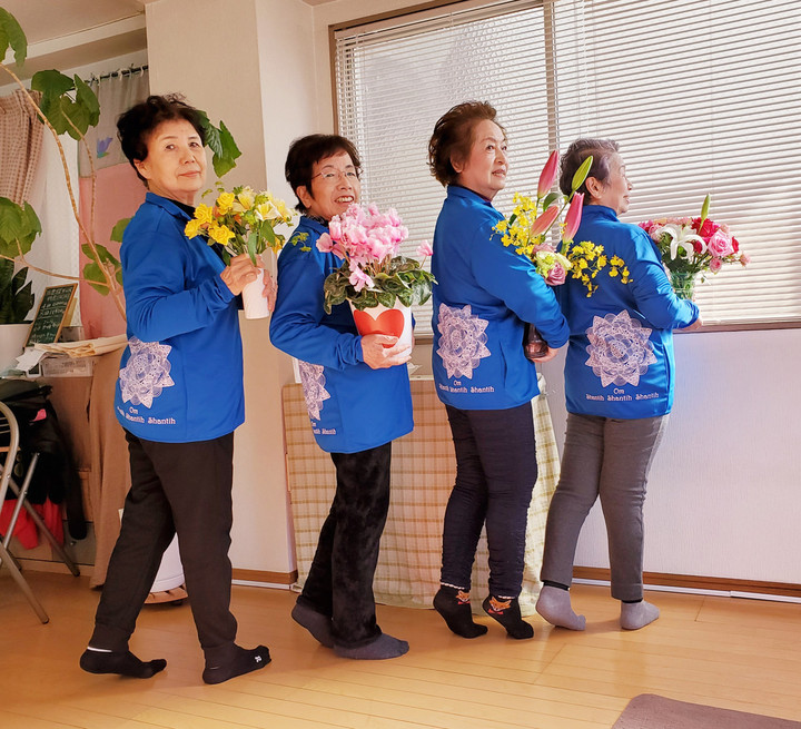 昭和のスターかい？