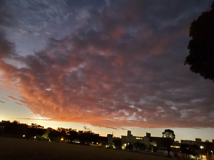 語る　伝える　施し